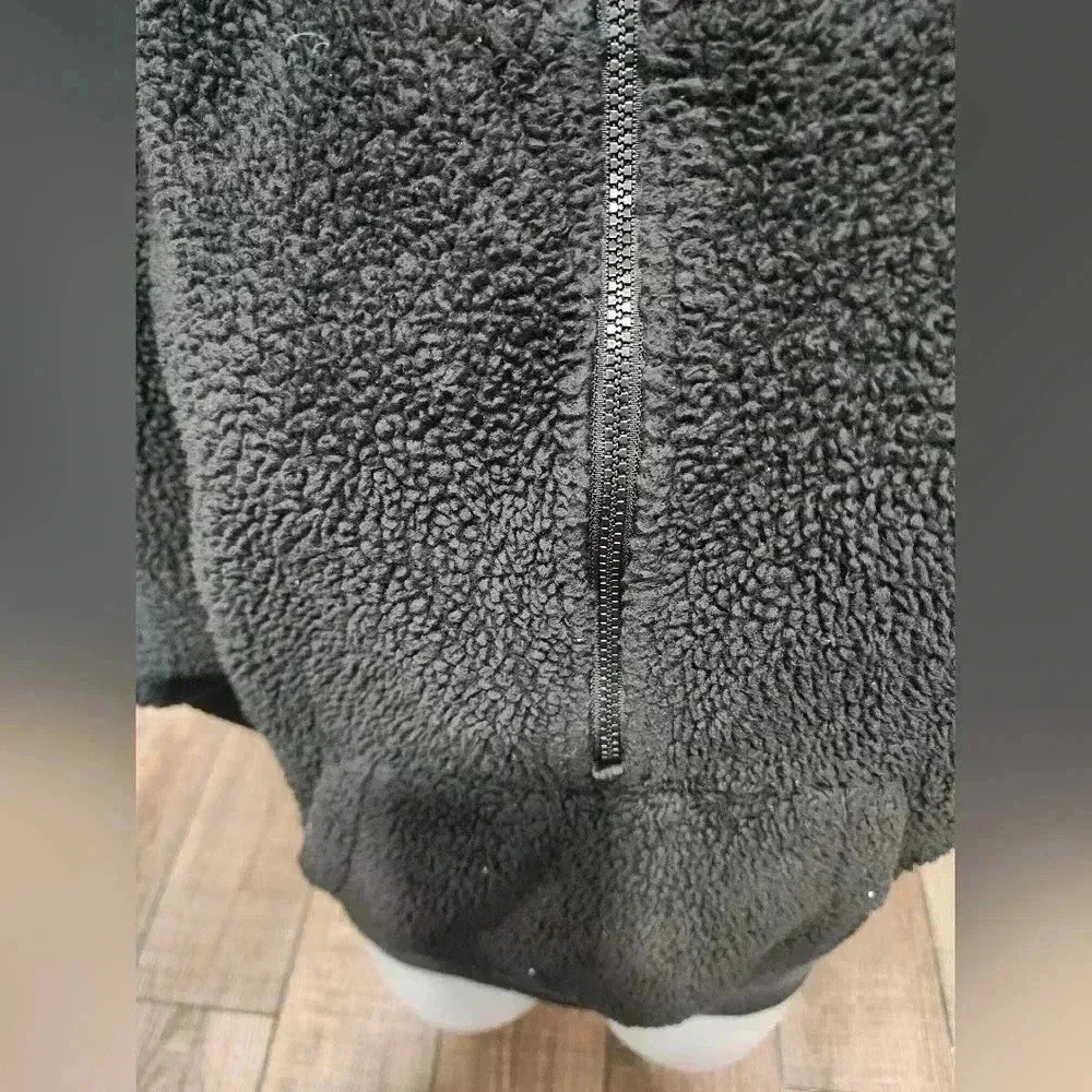 Calvin Klein Performance Women's Black Sherpa 1/4 Zip Pullover Cropped Size M - Picture 2 of 7